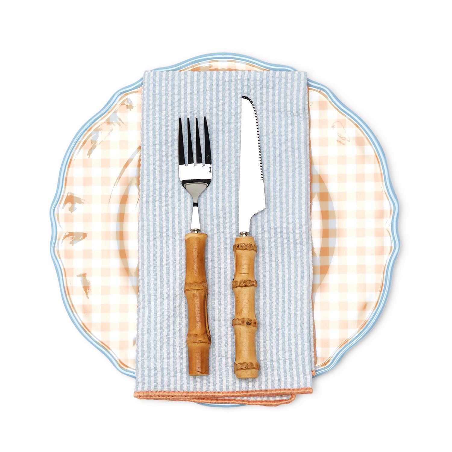Gingham Garden Melamine Dinner Plates Set of 4 (Includes 4 Colors)