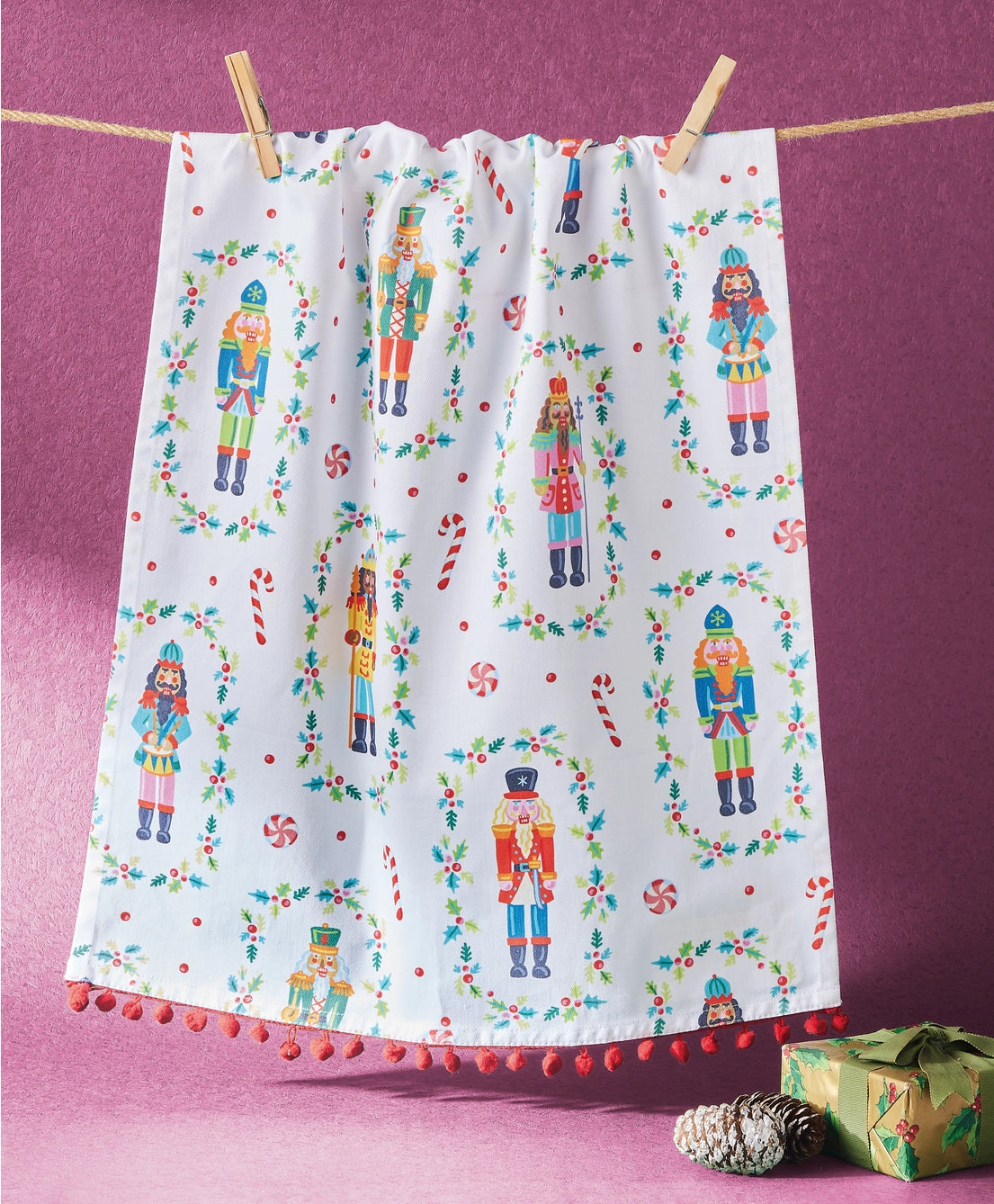 Nutcrackers w/ Pom Pom Kitchen Towel