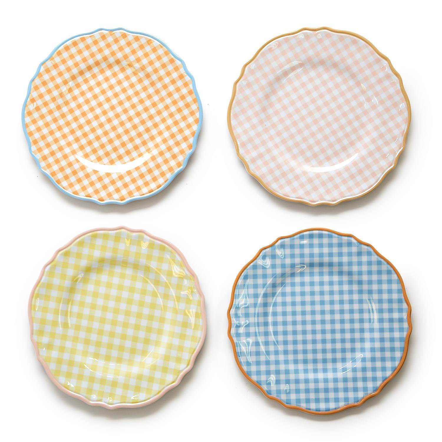 Gingham Garden Melamine Dinner Plates Set of 4 (Includes 4 Colors)