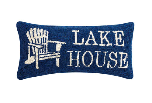 LAKE HOUSE Hooked Pillow